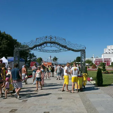 Charming House On A Hill Overlooking The Feriehus Miedzyzdroje